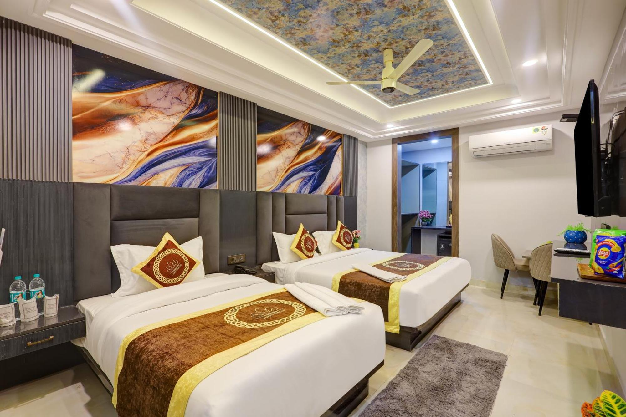 Hotel Armani Suites By Smart Group New Delhi Extérieur photo
